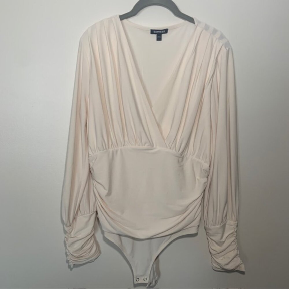 Express Women Plunging Slimming Ruched Bodysuit Neutral Long Sleeve - SZ L